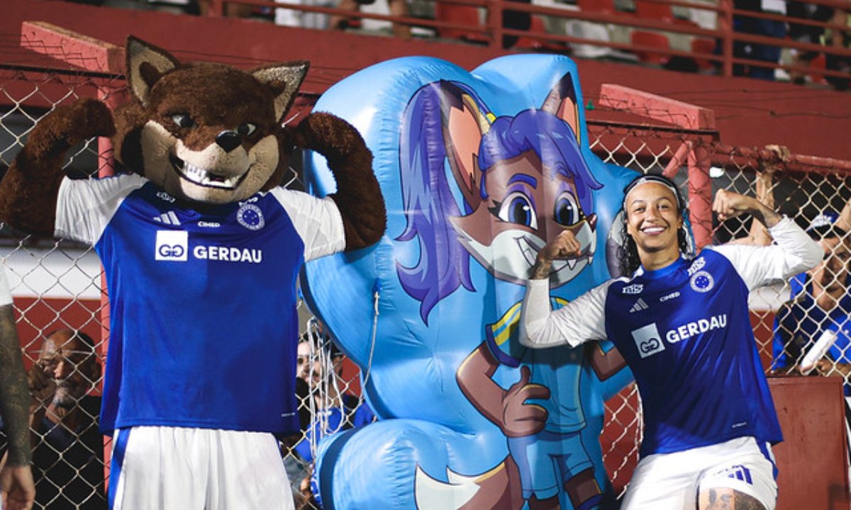 Byanca Brasil em jogo do Cruzeiro (foto: Gustavo Martins/ Cruzeiro)