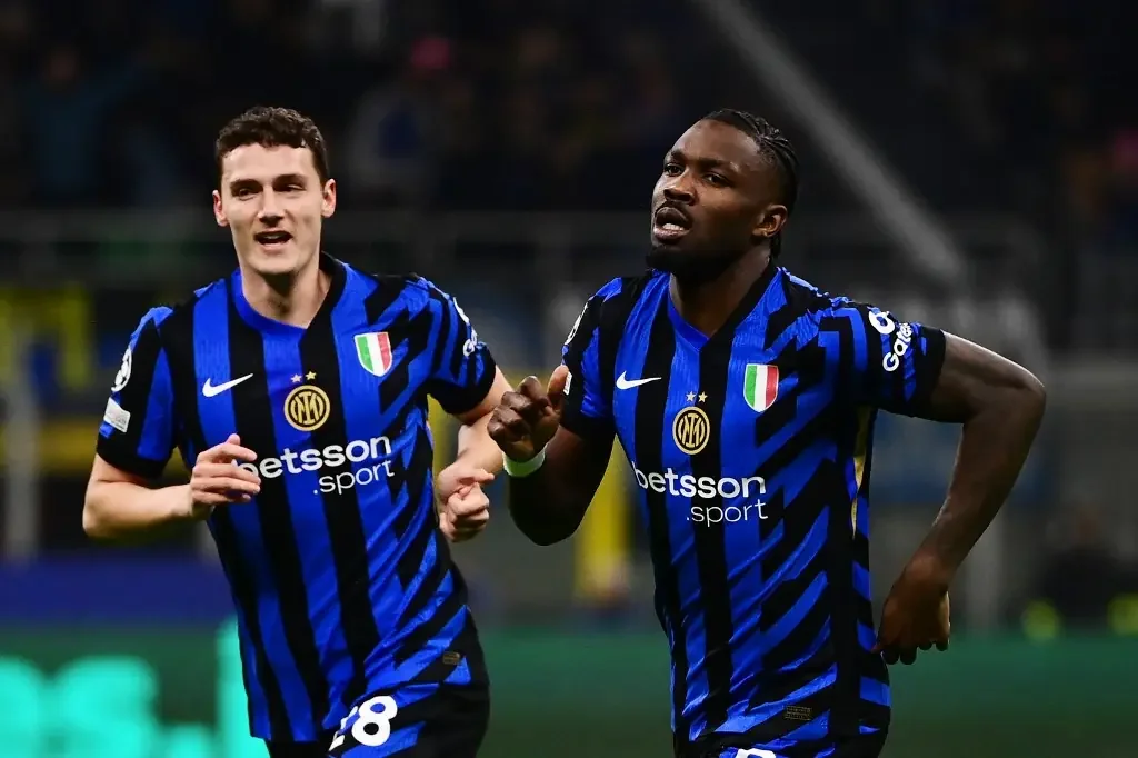 Inter de Milão ganhou do Feyenoord por 2 a 1 