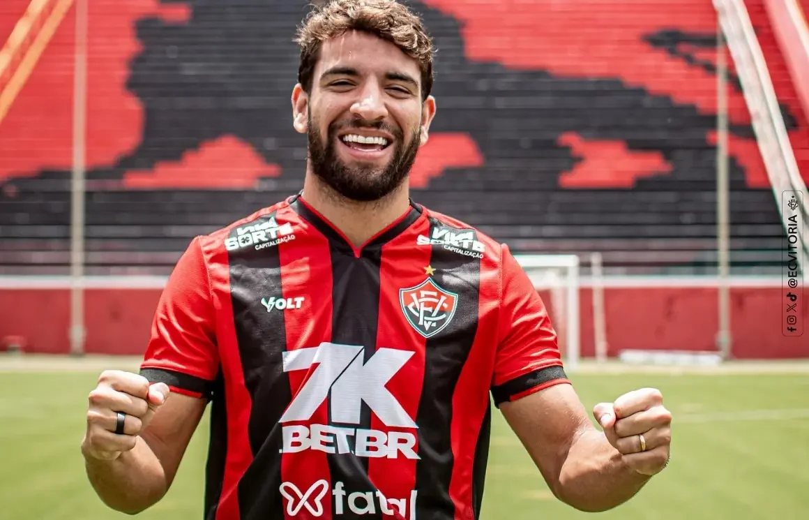 Vitória contratou Pepê (foto: Victor Ferreira/EC Vitória)