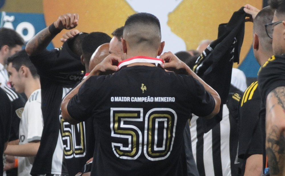 Atlético fez camisa comemorativa para o hexacampeonato mineiro, que também marcou o 50º título estadual do clube (foto: Alexandre Guzanshe/EM/DA.Press)