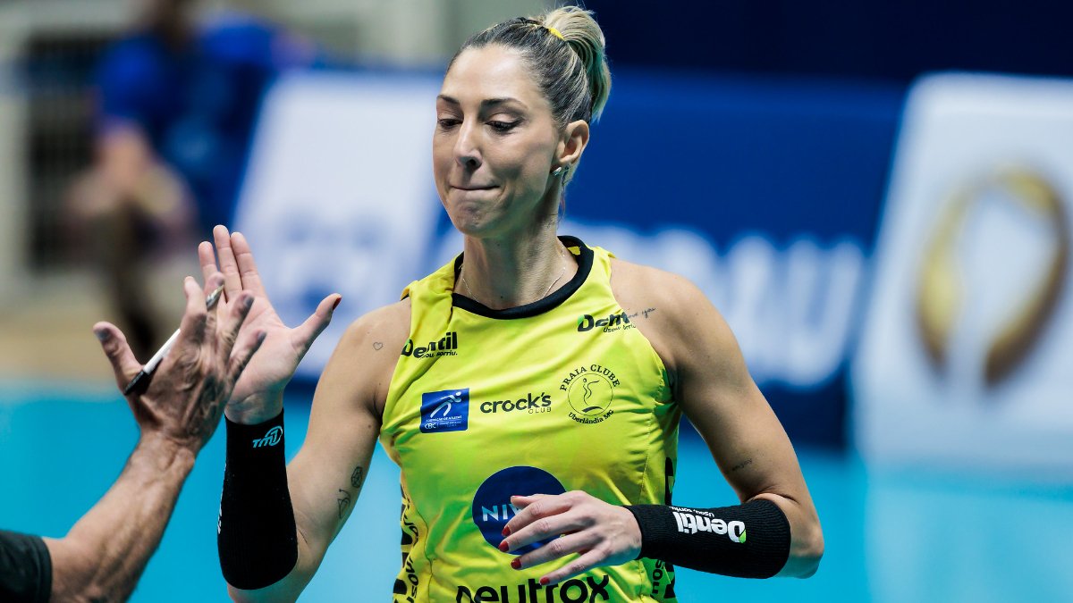 Carol Gattaz, central do Praia Clube (foto: Hedgard Moraes/MTC)