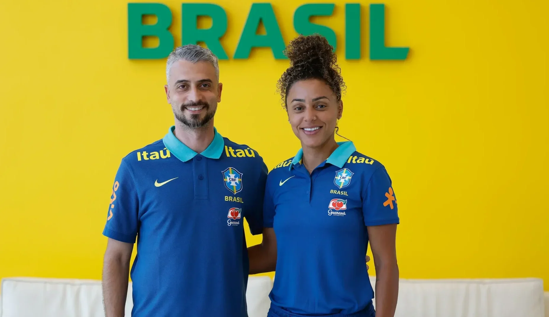 Gabriel Mastrodomenico e Rilany Silva lado a lado (foto: Rafael Ribeiro / CBF)