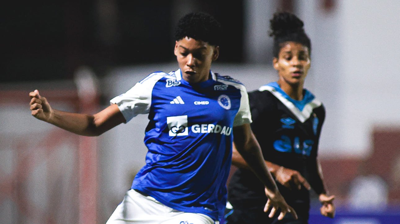 Rebeca, volante do Cruzeiro (foto: Gustavo Martins/Cruzeiro)