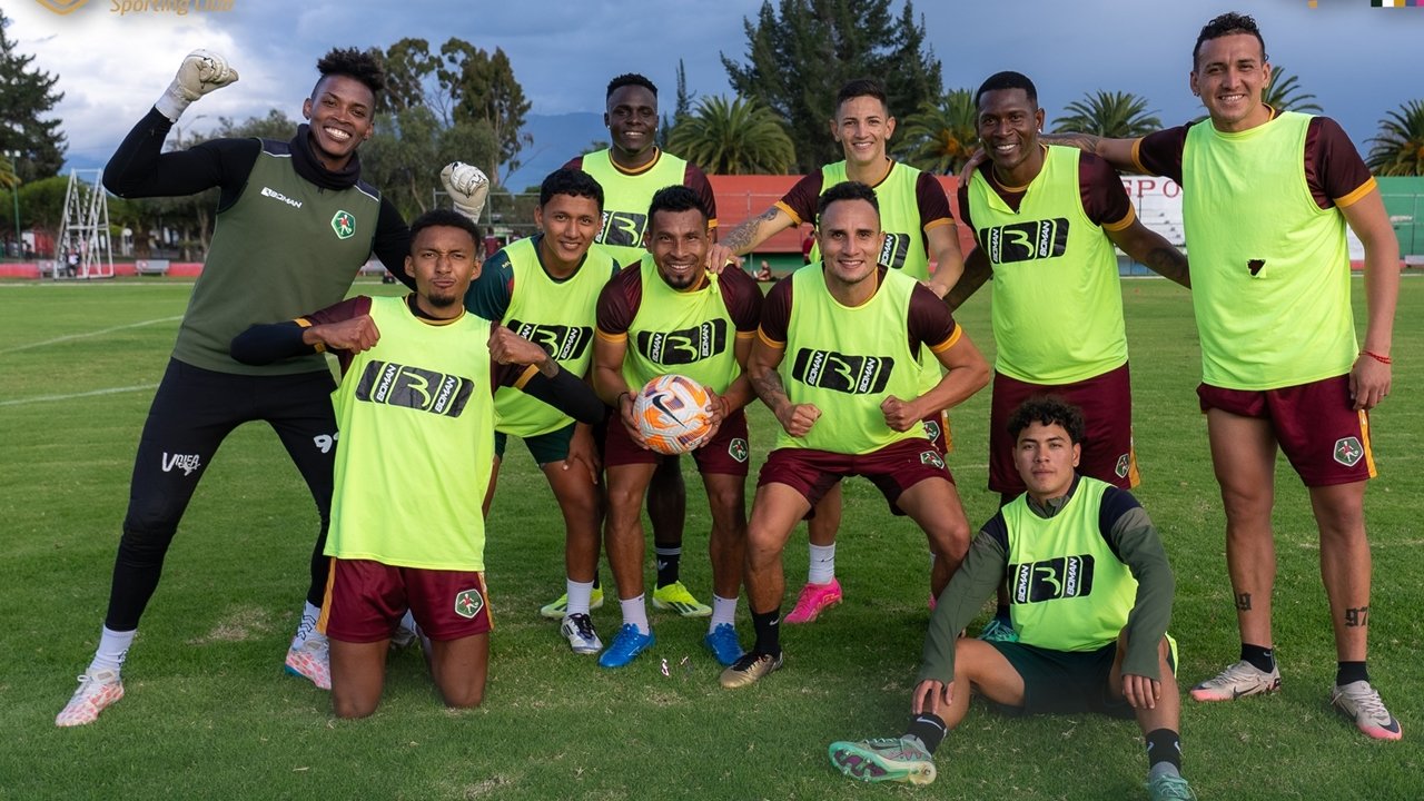 Time do Mushuc Runa (foto: Reproduções)