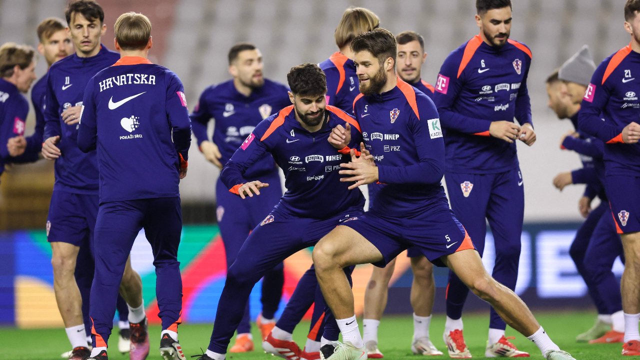 Seleção de futebol da Croácia em treinamento (foto: DAMIR SENCAR / AFP)