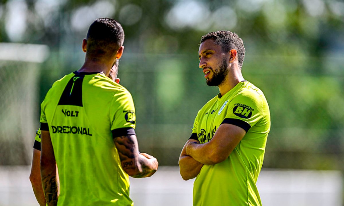 Zagueiro Júlio, do América (foto: Mourão Panda/América)