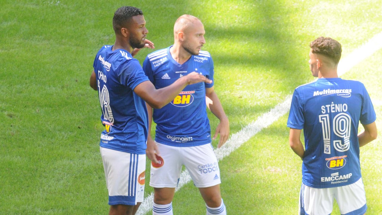 Thiago, Régis e Stênio pelo Cruzeiro em 2020 (foto: Juarez Rodrigues/EM/D.A Press - 26/07/2020)