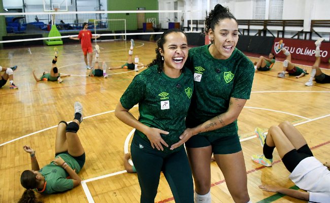 Pri Heldes jogou a Superliga grávida (foto: Mailson Santana/FFC)