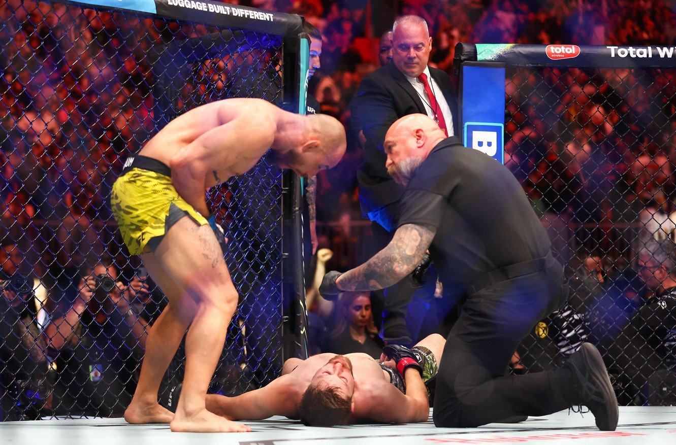 Jean Silva finalizou Bryce Mitchell (foto: Megan Briggs / GETTY IMAGES NORTH AMERICA / Getty Images via AFP)