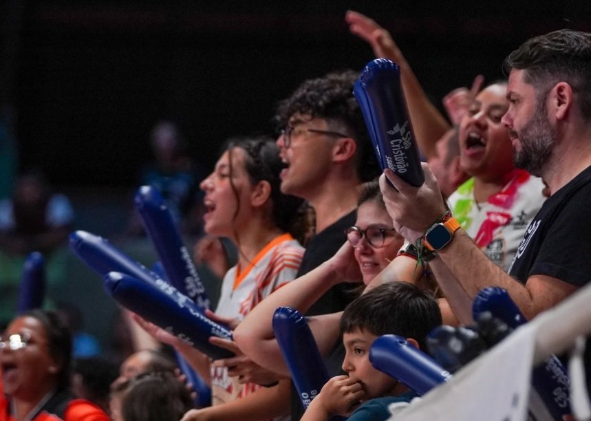 Torcedores do time de vôlei do Osasco (foto: Divulgação/Osasco)