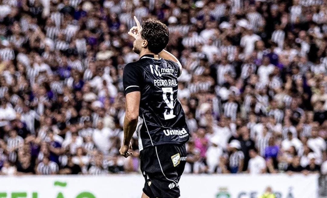 Pedro Raul fez um dos gols do Vozão (foto: Gabriel Silva/Ceará)