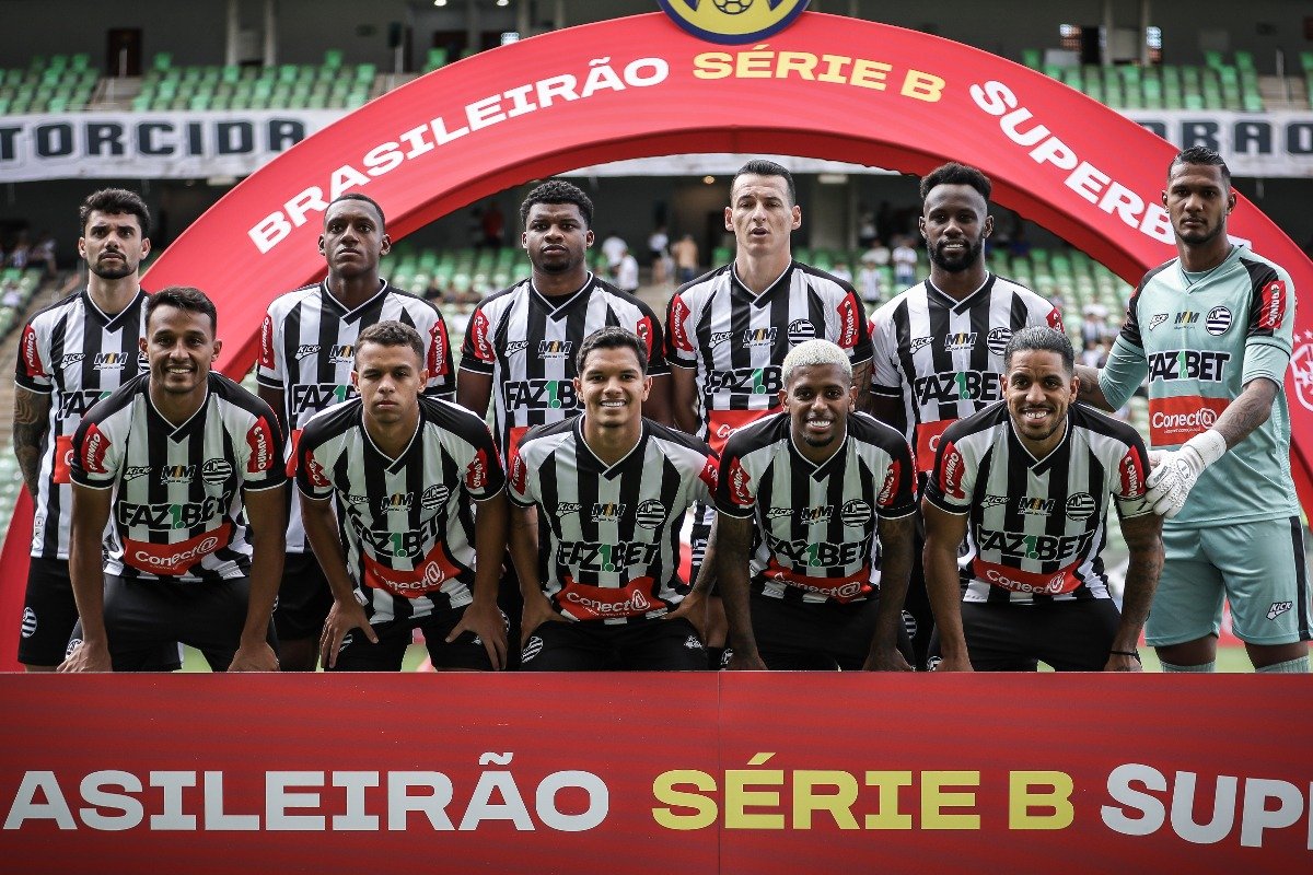 Jogadores do Athletic antes de duelo pela Série B no Independência (foto: Fernanda Trindade/Athletic Club)