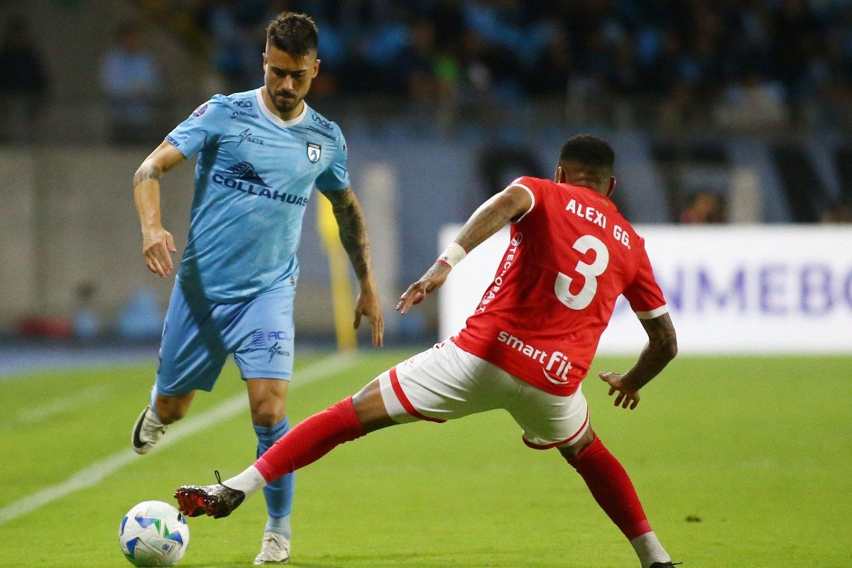 Lance do jogo entre Deportes Iquique e Cienciano pela Copa Sul-Americana (foto: Alex DIAZ / AFP)