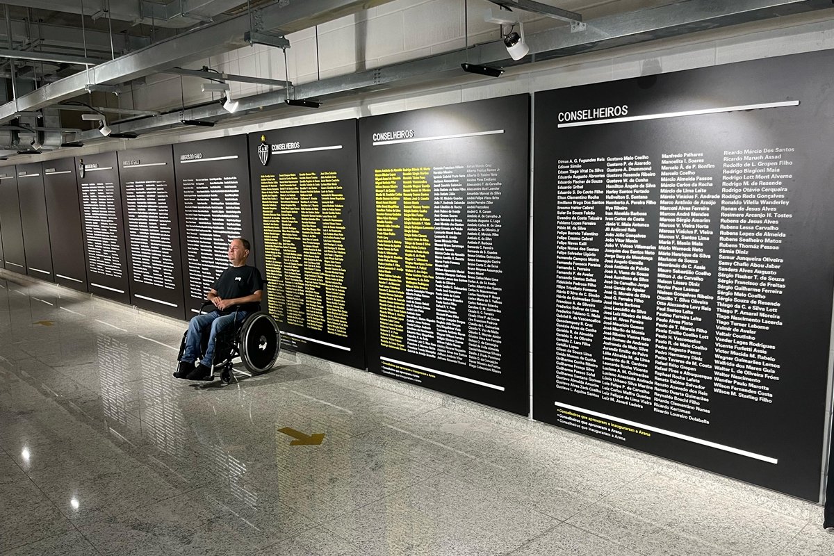 Mural do 'Amigos do Galo' na Arena MRV (foto: Lucas Bretas/No Ataque)