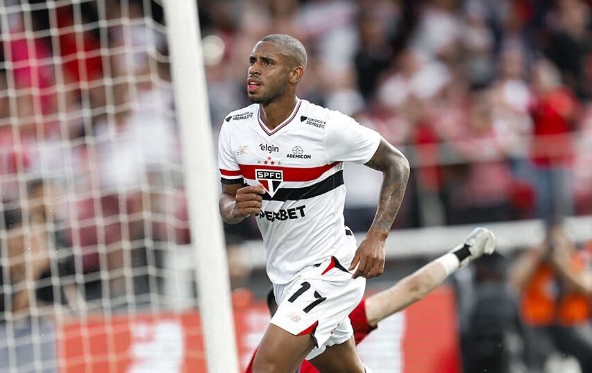 André Silva comemora gol do São Paulo contra o Santos (foto: Divulgação/São Paulo)