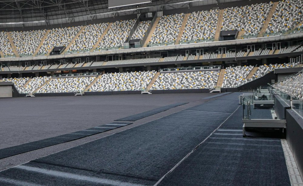 Parte externa do gramado sintético na Arena MRV, estádio do Atlético (foto: Divulgação/Atlético)