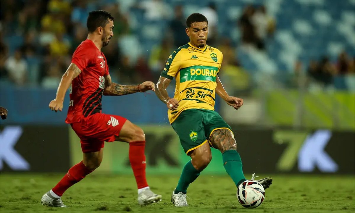 Athletico-PR perdeu para o Cuiabá (foto: Cuiabá/Divulgação)