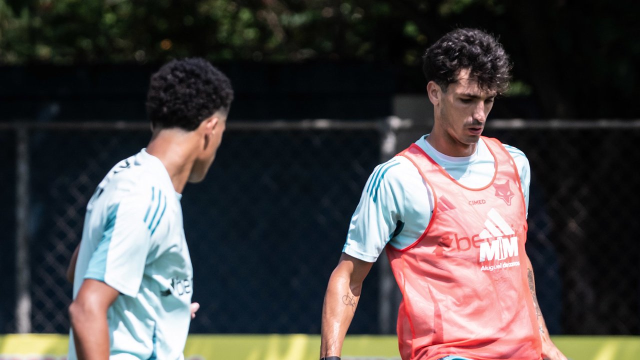 Dinenno treinando pelo Cruzeiro (foto: Gustavo Aleixo/Cruzeiro)