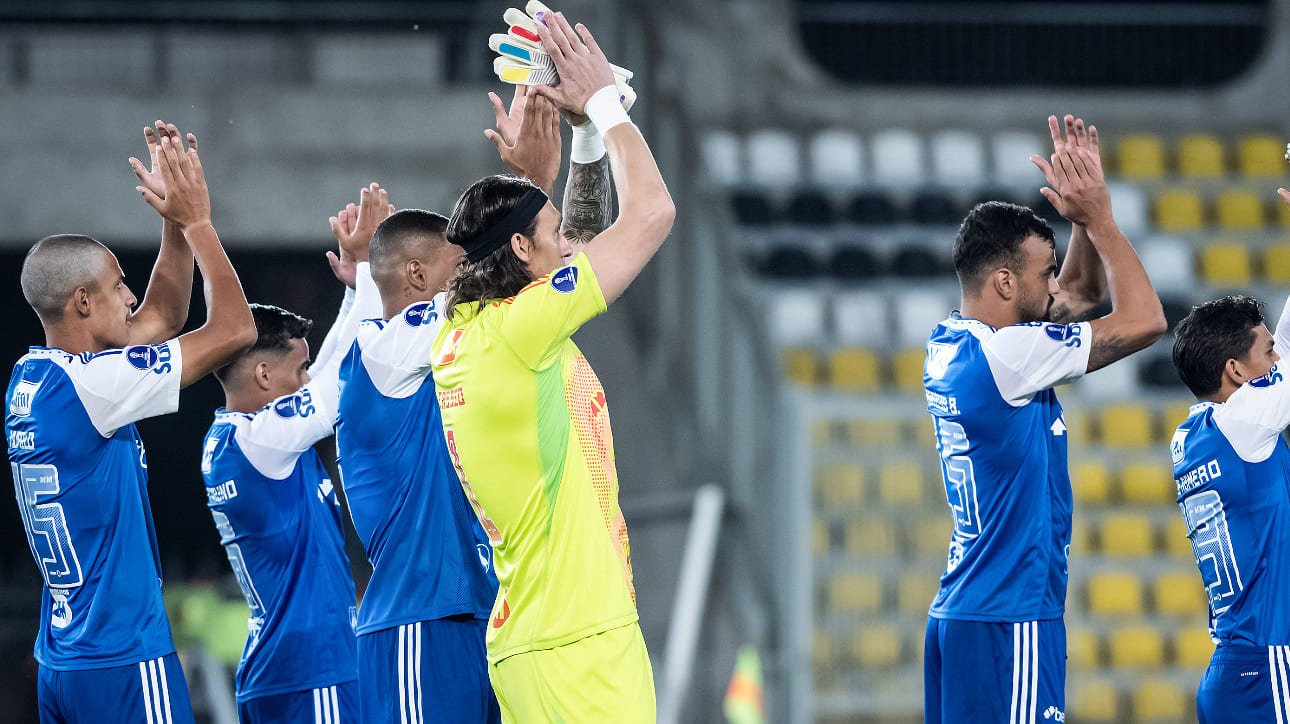 Jogadores do Cruzeiro após derrota para o Palestino na Sul-Americana (foto: Gustavo Aleixo/Cruzeiro)