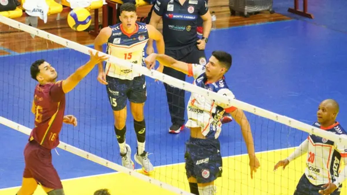 Monte Carmelo derrotou o JF Vôlei na final da Superliga Masculina (foto: Divulgação/CBV)