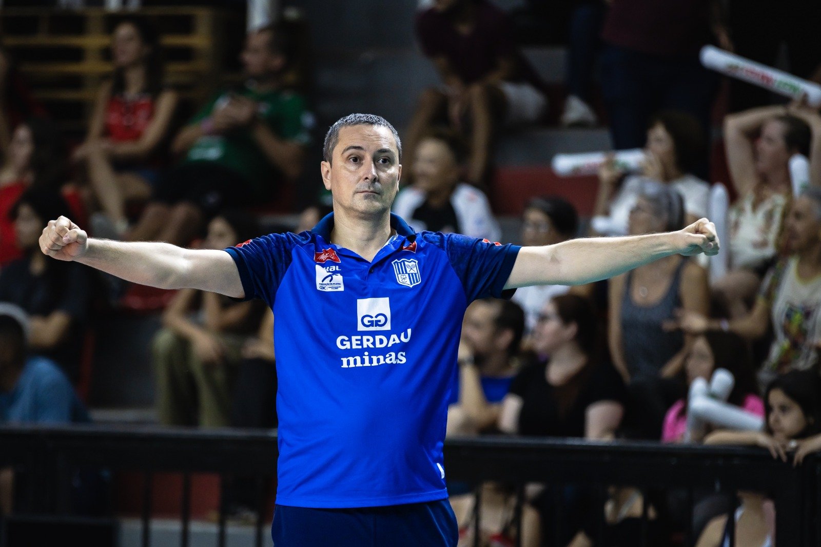 Nicola, ex-técnico do Minas (foto: Hedgard Moraes/Minas Tênis Clube)