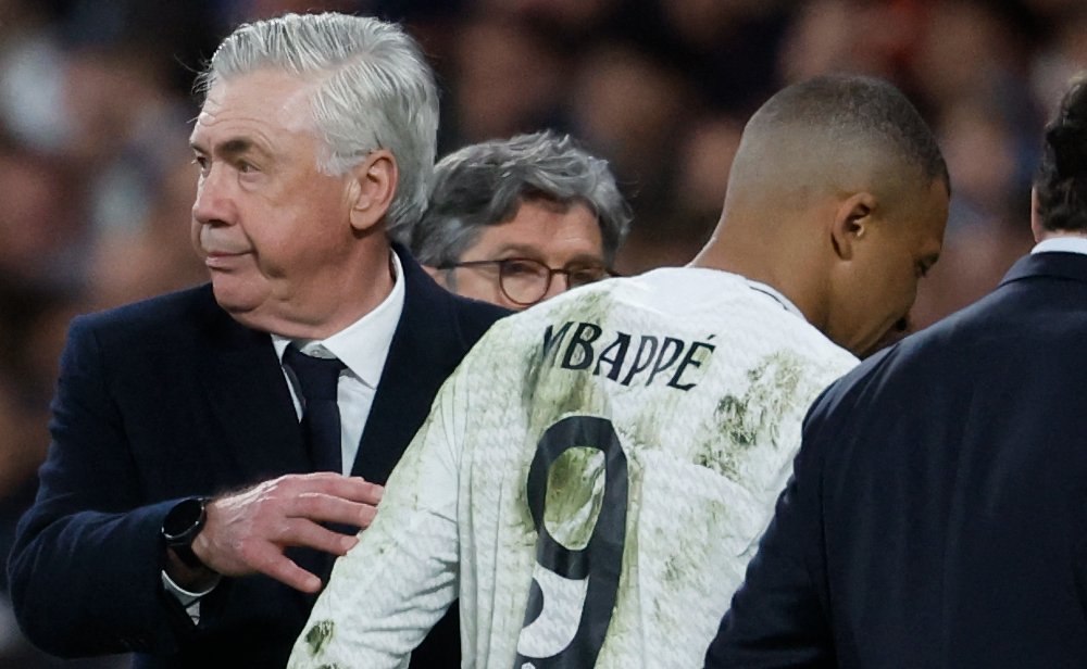 Jornal lista quatro motivos que ajudam a explicar crise no Real Madrid