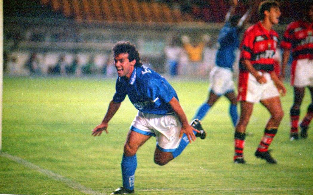 Palhinha defendeu Cruzeiro entre 1996 e 1997 (foto: Gualter Naves/EM)