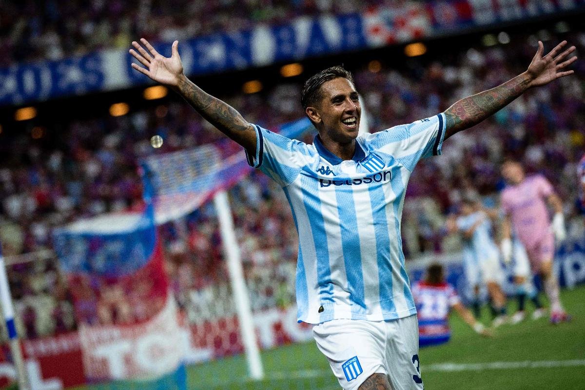 Racing ganhou do Fortaleza por 3 a 0 (foto: Thiago Gadelha / AFP)