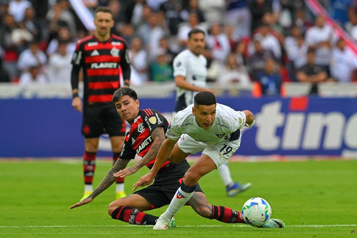 LDU e Flamengo empataram por 0 a 0 na Libertadores (foto: Rodrigo BUENDIA / AFP)