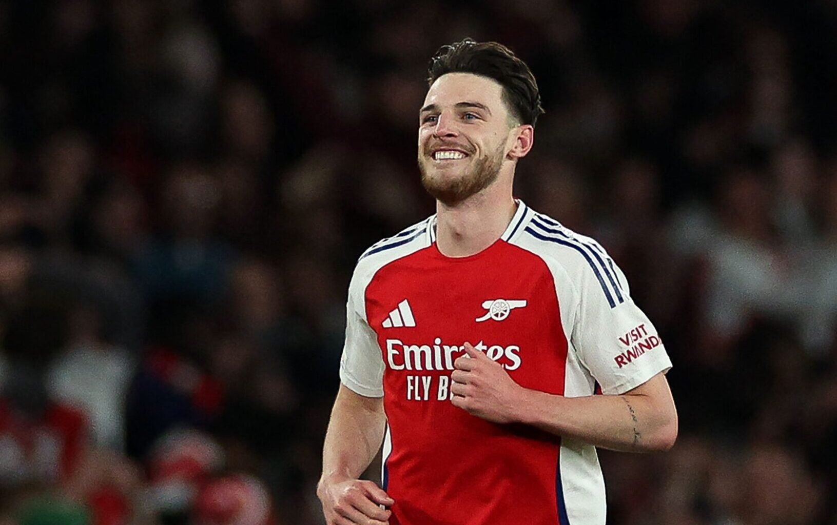 Declan Rice pelo Arsenal (foto: Adrian Dennis/AFP)