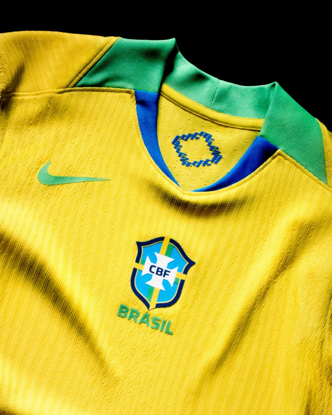 Novos uniformes da Seleção Brasileira Feminina