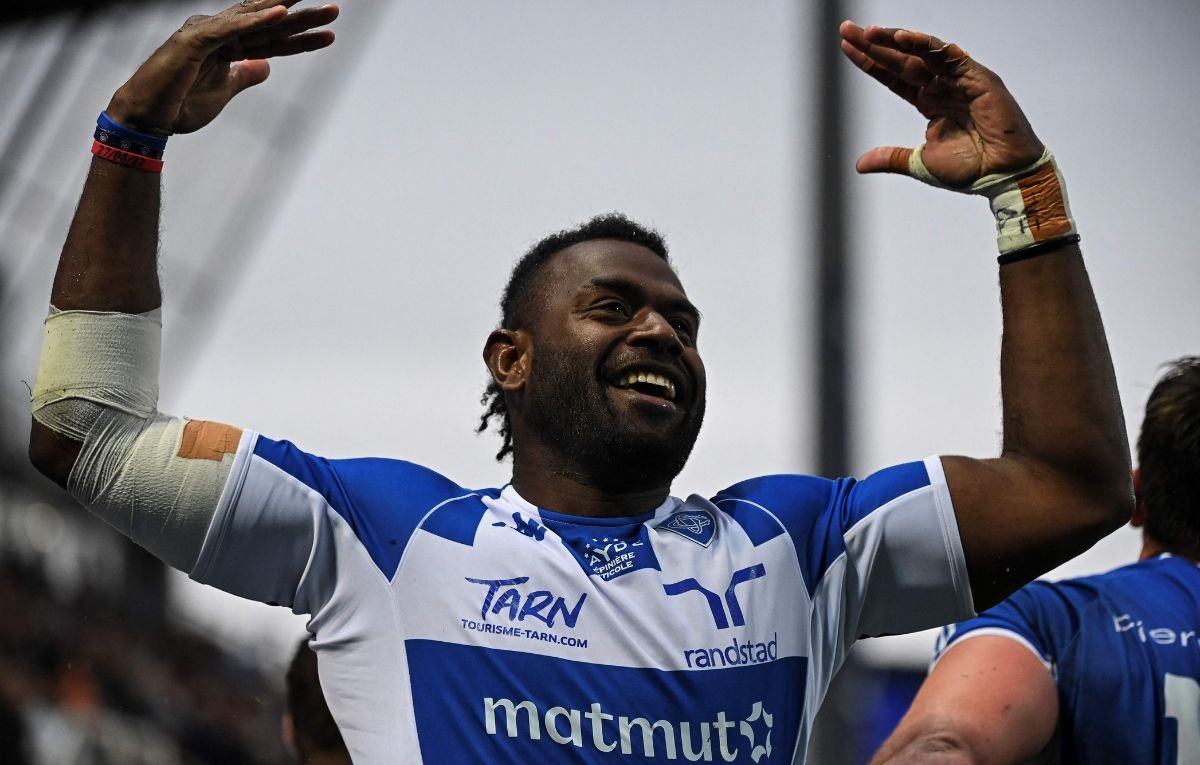 Josaia Raisuqe era atleta do Castres e da Seleção de Fiji (foto: Valentine CHAPUIS / AFP)