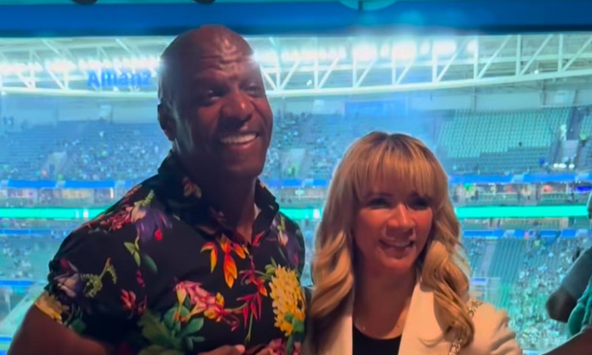 Terry Crews foi ao Allianz Parque (foto: Reprodução)