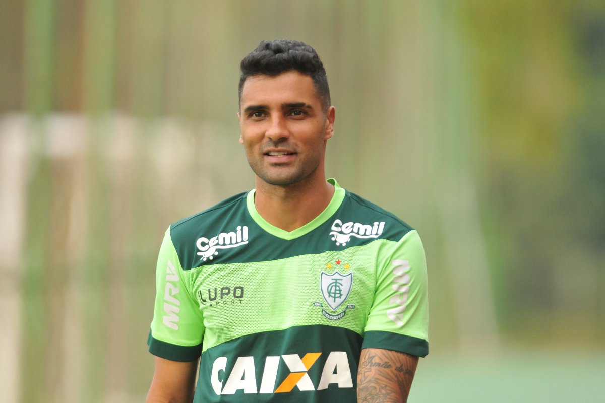 Giovanni Palmieri foi campeão da Série B com o América em 2017 (foto: Alexandre Guzanshe/EM/D.A Press)