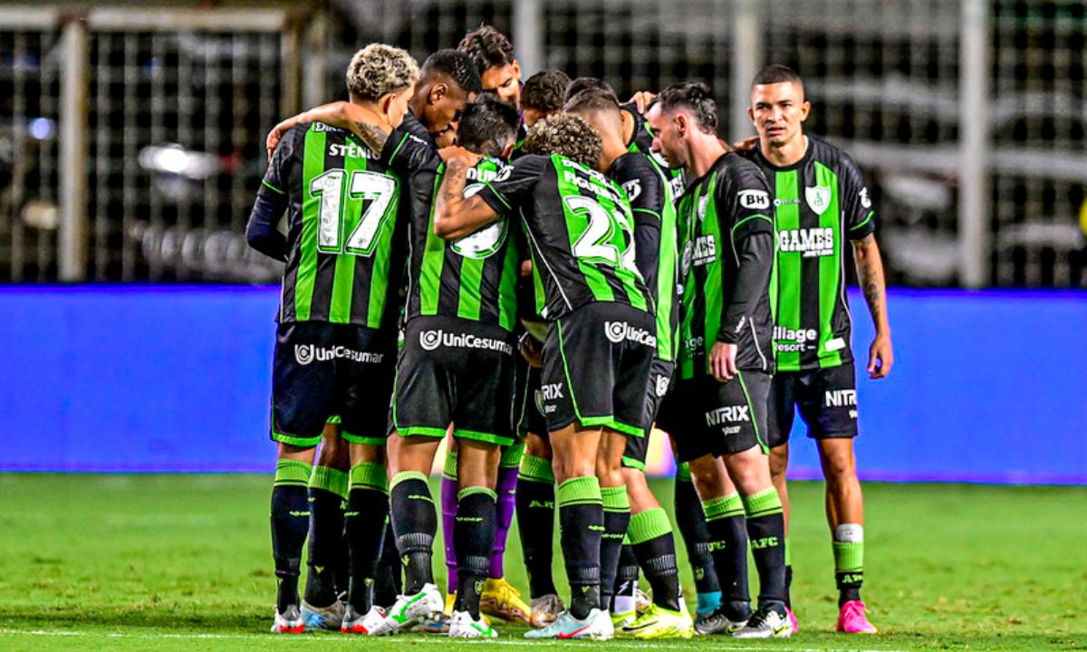 América em jogo pela Série B (foto: Mourão Panda/América)