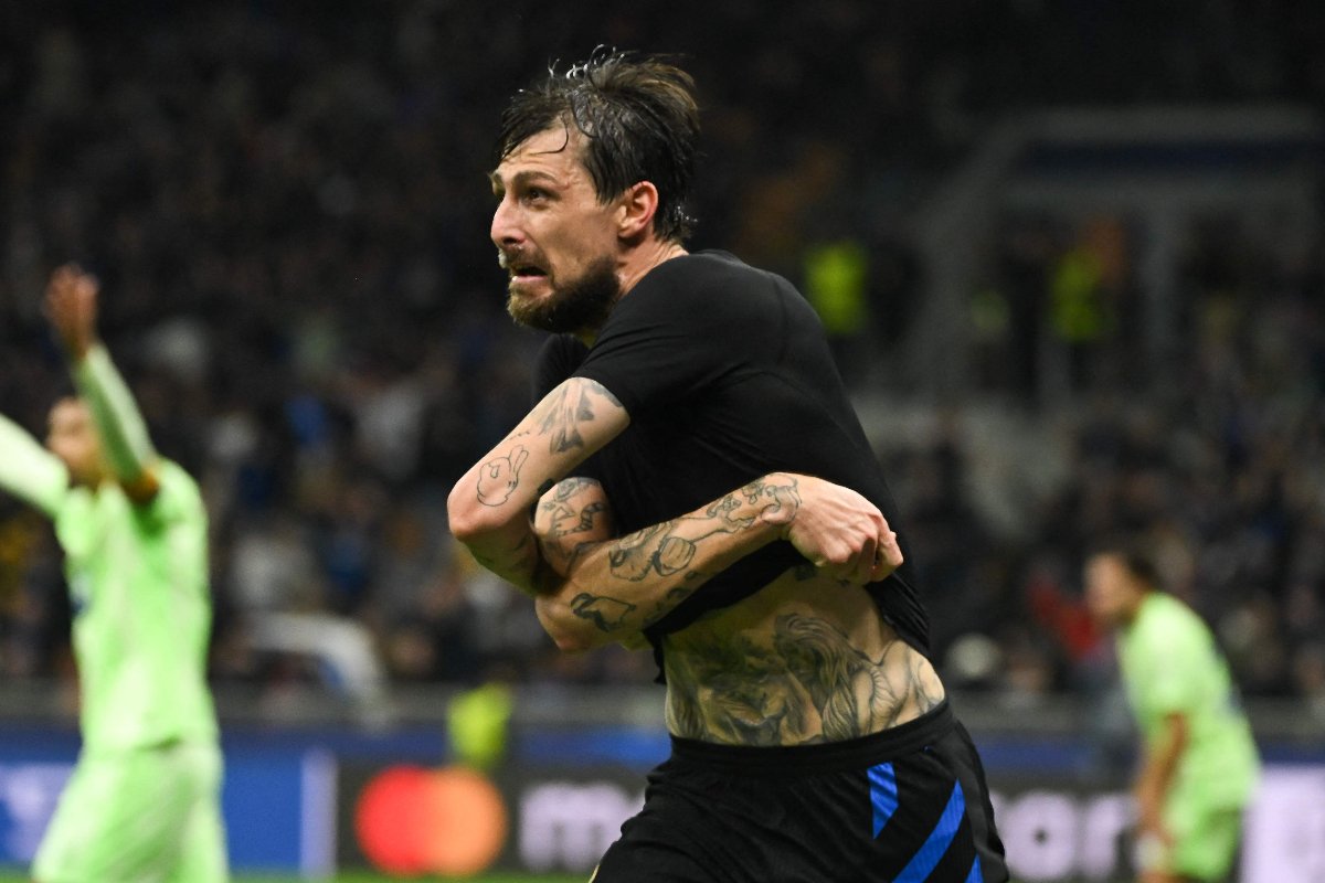 Francesco Acerbi, zagueiro da Inter de Milão (foto: PIERO CRUCIATTI / AFP)