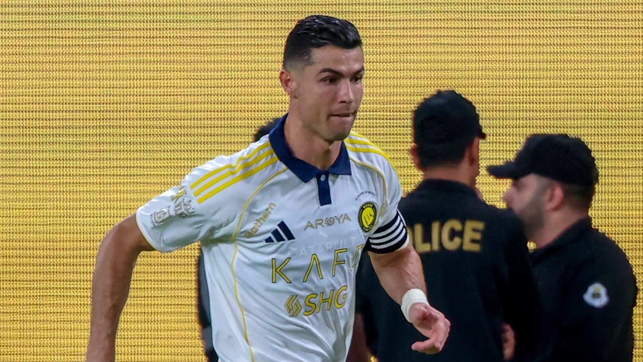 Cristiano Ronaldo em campo pelo Al-Nassr (foto: Fayez NURELDINE / AFP)
