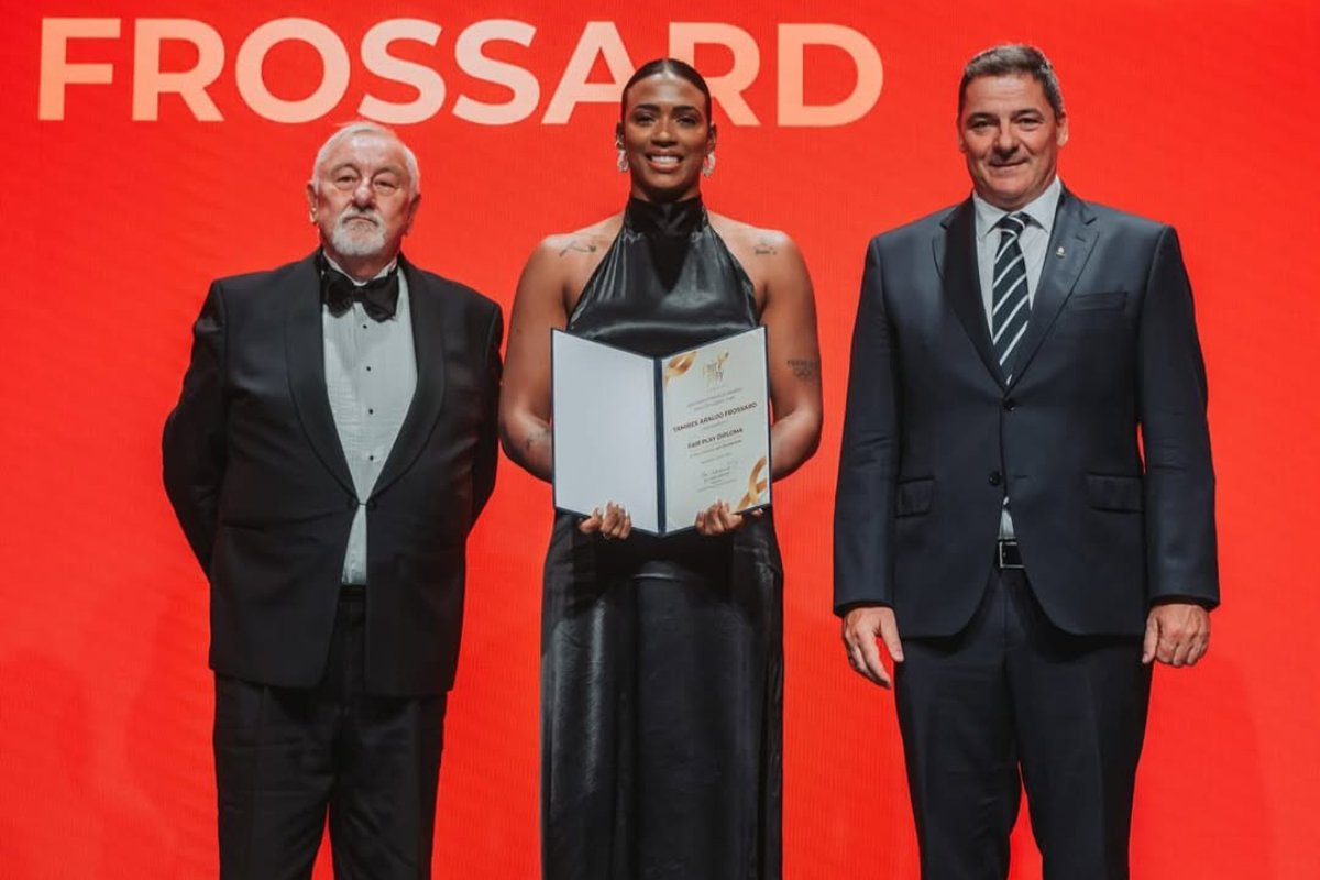 Tamires Araújo, jogadora da Seleção Feminina de Handebol (foto: Reprodução Instagram de Tamires Araújo)