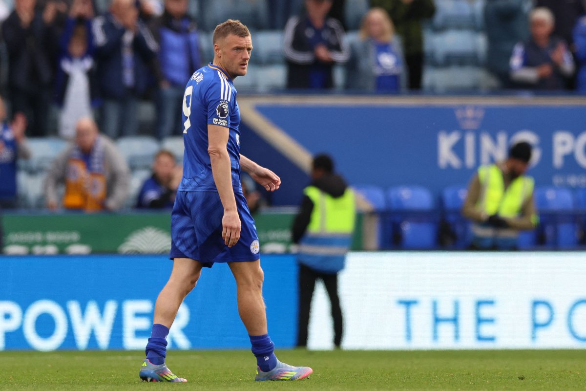 Vardy em campo pelo Leicester (foto: Darren Staples / AFP)