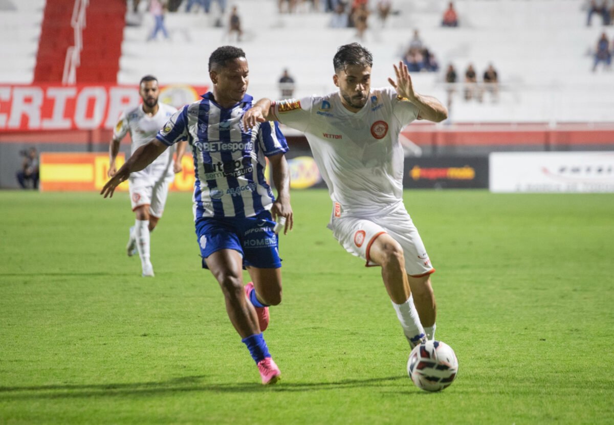 Tombense e CSA empatam no Almeidão (foto: Victor Souza/Tombense)