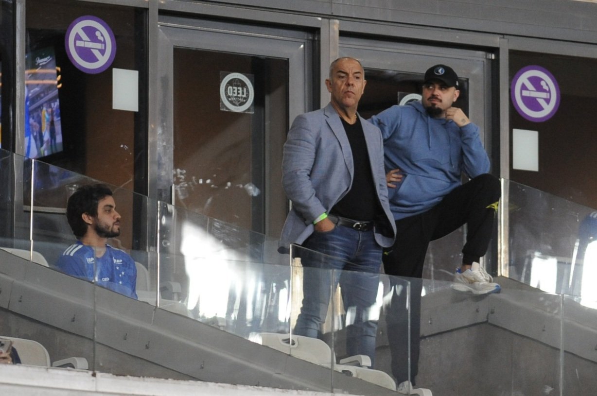 Marcos Braz em Cruzeiro x Palestino (foto: Alexandre Guzanshe/EM/DA Press)