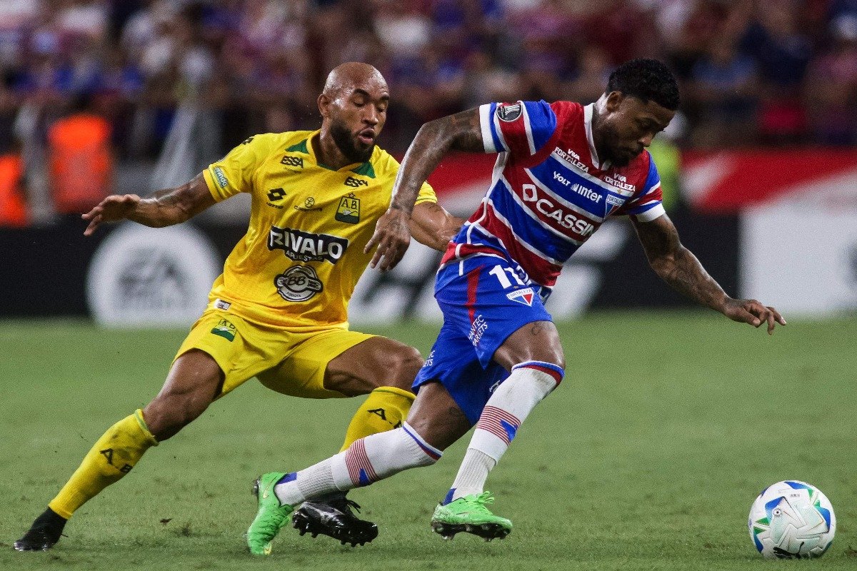 Lance do jogo entre Fortaleza e Bucaramanga pela Copa Libertadores (foto: Thiago GADELHA / AFP)