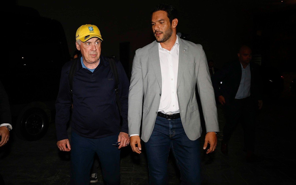 Ancelotti e Samir Xaud, presidente da CBF (foto: Rafael Ribeiro/CBF)