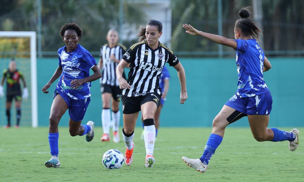 Lance do jogo entre Atlético e Taubaté no Brasileiro Feminino A2 (foto: Daniela Veiga / Atlético)