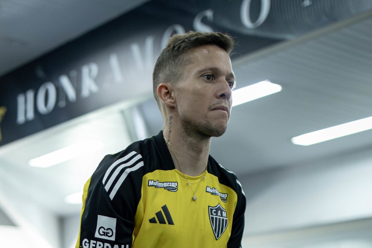Bernard em treino na Cidade do Galo (foto: Pedro Souza/Atlético)