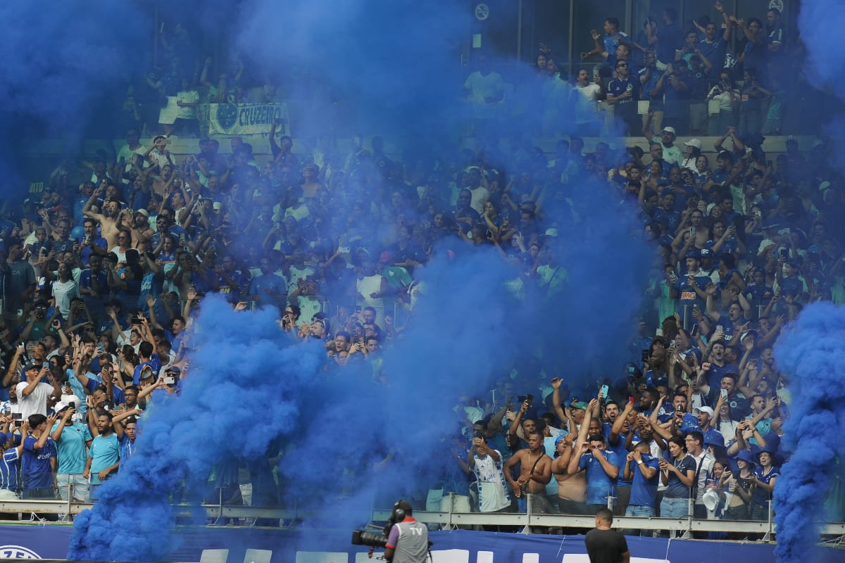 Torcida do Cruzeiro no Mineirão (foto: Alexandre Guzanshe/EM/D.A Press)