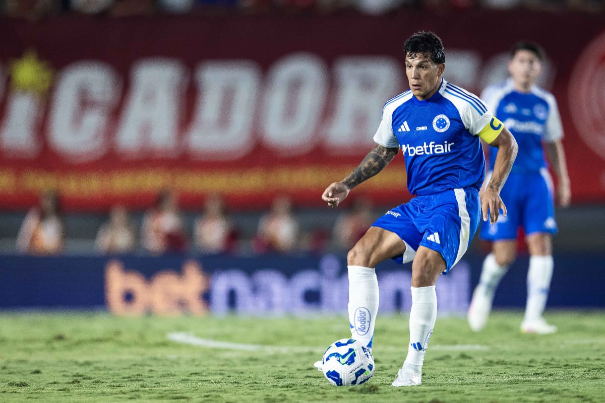 O Cruzeiro voltou a vencer o Vila Nova e avançou às oitavas de final da Copa do Brasil (foto: Heber Gomes)