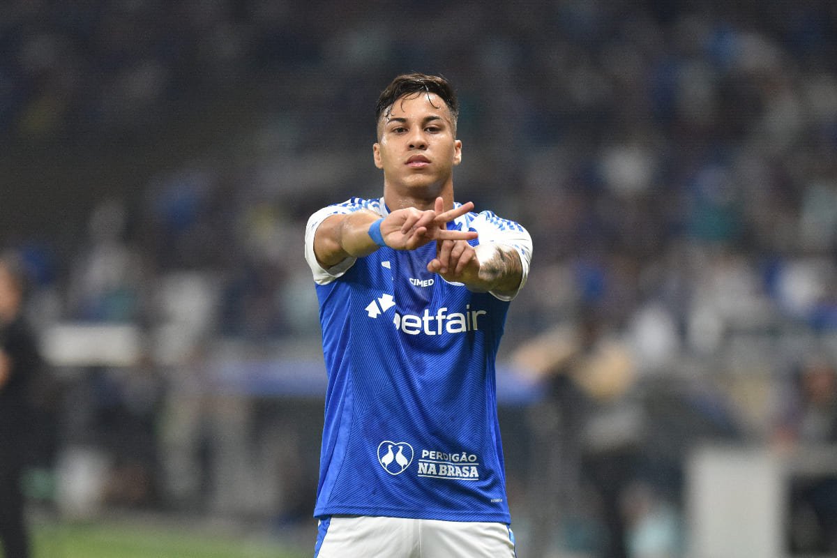 Kaio Jorge, atacante do Cruzeiro, comemorando gol (foto: Ramon Lisboa/EM/D.A Press)