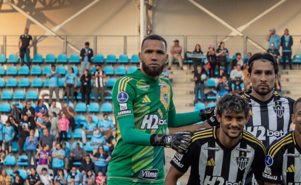 Everson, goleiro do Atlético, antes de jogo contra o Deportes Iquique (foto: Pedro Souza/Atlético)
