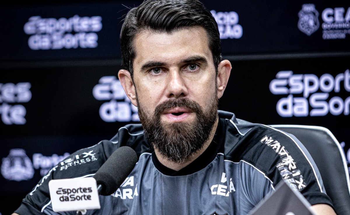 Fernando Miguel, goleiro do Ceará, durante entrevista (foto: Gabriel Silva/Ceará)